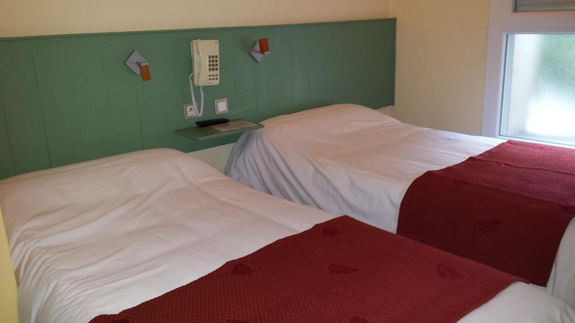 Hostellerie Le Mirabeau Peyrolles-en-Provence ภายนอก รูปภาพ